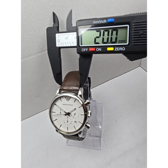 Emporio Armani Luigi AR1846 Chronograph White Dial Brown Leather New Battery - Picture 6 of 12